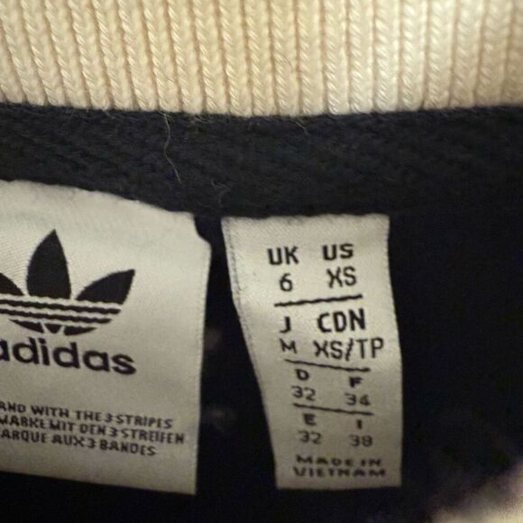 Adidas pullover vneck collegiate stripe knit logo Crewneck sweater size XS - Picture 3 of 3